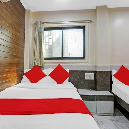 Oyo 84398 Maroshi Residency Mumbai Exterior foto